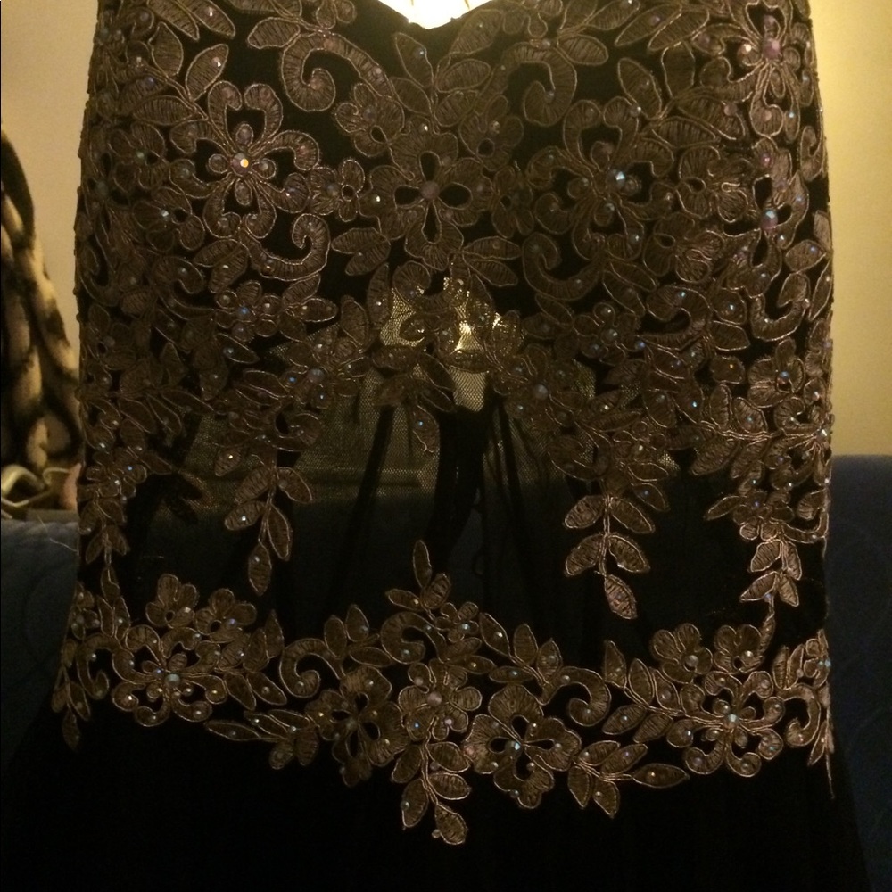 🌟Show Stopper🌟 HoCo Dress - Picture 2 of 3